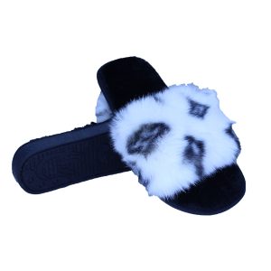 Slip On Slippers For Women Furry Design - Image 3