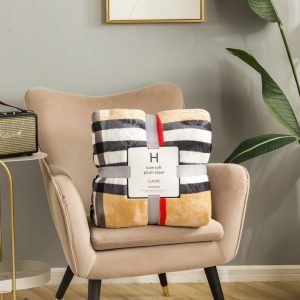 Luxury Sherpa Fleece Blanket 200*230cm - Image 4
