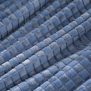 Double Color Fleece Blanket 200x230cm - Image 3