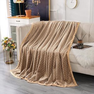 Double Color Fleece Blanket 200x230cm - Image 6