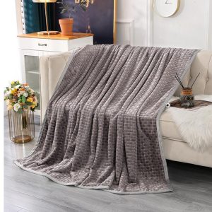 Double Color Fleece Blanket 200x230cm - Image 5