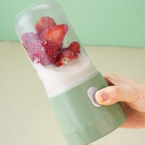 Mini Rechargeable Portable Juicer Electric Blender - Image 4