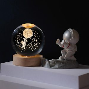 10 cm Astronaut Crystal Glass Ball Light 3D Nightlight Wooden LED Display Base Stand - Image 3