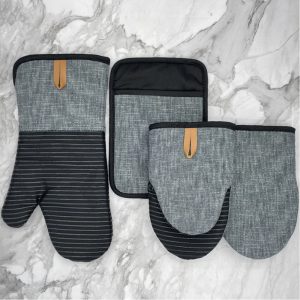 Heavy Duty Set of 4 Silicone Kitchen Oven Mitt - Image 10