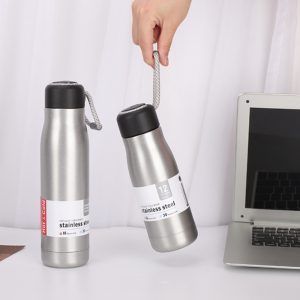 Stainless Steel Vacuum Insulated Water Bottle - Image 3