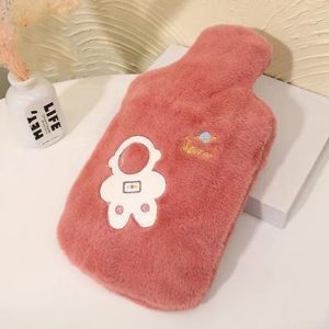 2L Hands-in Astronaut Hot Water Bottle and Cover (L32 x W20)cm - Image 4
