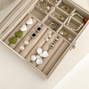 Velvet Lockable Jewelry Storage Box - Image 8