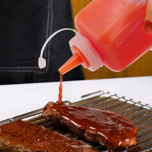 Square Plastic Seasoning Bottle 600ml - Image 4