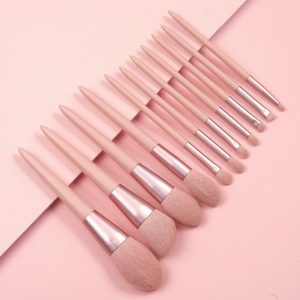 11-Pieces High Quality Makeup Brush Set - Image 3