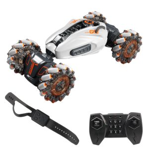 Mist-Spraying Hand Controlled RC Car - Image 10