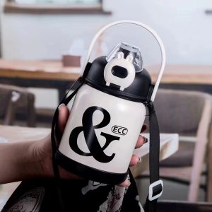 Stainless Steel Thermal School Water Bottle With Straw 750ml - Image 3