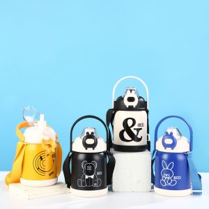 Stainless Steel Thermal School Water Bottle With Straw 750ml - Image 6