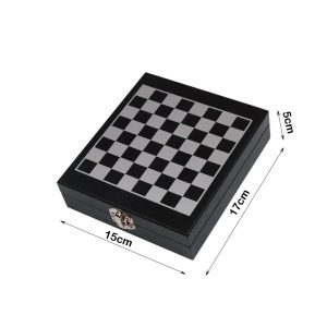 Wine Accessory Kit with Compact Wooden Case with Chess Board - Image 3