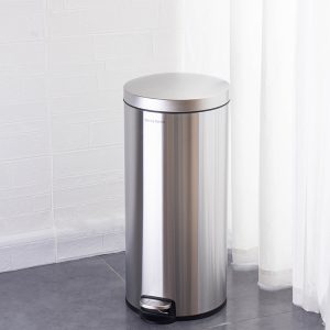 Danny Home 30-Liter Stainless Steel Trash Can with Lid and Pedal - Image 6