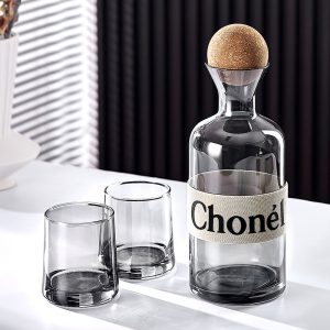 1.2L smoked Glass Bottle، Wooden ball Lid, 4 x 250ml Glass cups - Image 3