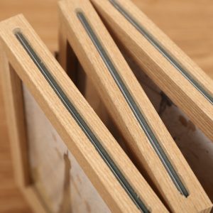 6-Photos Triple Solid Wood Double Side Fold Photo Frame ( Natural Oak Color ) - Image 3