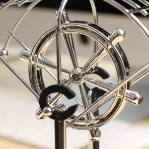 Magnetic Perpetual Motion Galaxy USB/Battery - Image 4
