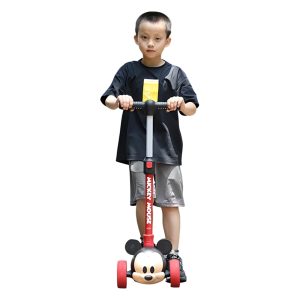 3 Wheels Big Scooter with LED Flashing Wheels - Image 4
