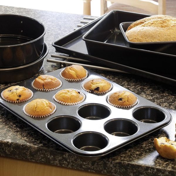 Moldy Muffin と Darkness 2体セット Amazon.com: 4 Cup Muffin Pan Mold - Non-Stick Cupcake Baking Tray