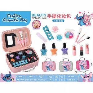 Kids’ Cosmetic Set in Suitcase